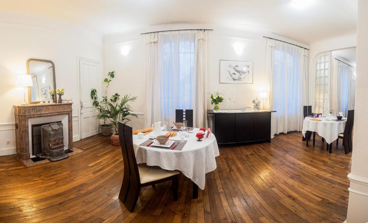 Bed and Breakfast Au Fil De Troyes Sainte-Savine Exterior foto